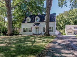 8015 Johnnycake Ridge Rd, Mentor, OH 44060