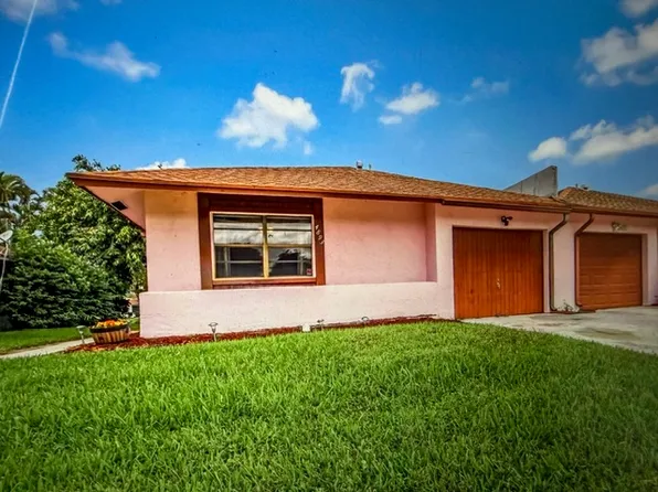 4893 Palm Hill Dr, West Palm Beach, FL 33415