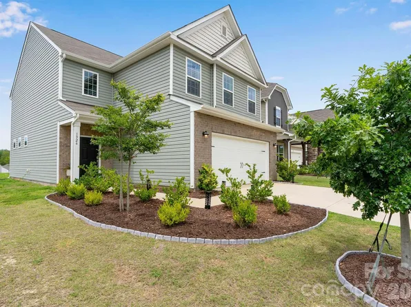 1926 Lowland Shade Ct, Maiden, NC 28650