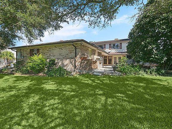 2nd image of 3600 Lake Ontario Dr
