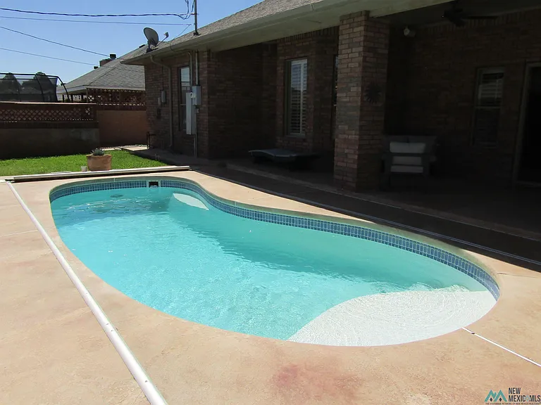 2104 W Ray Ave — Photo 34