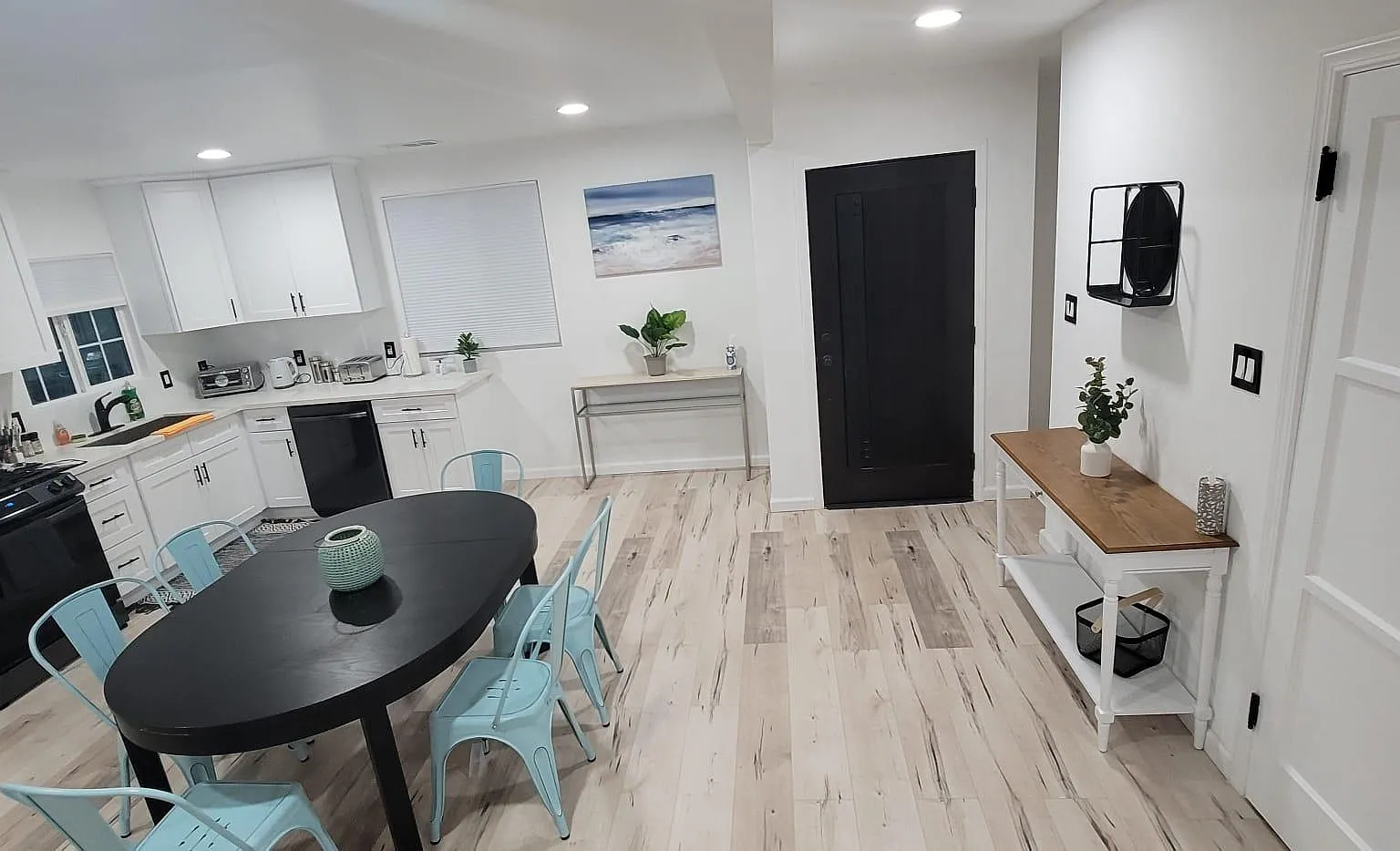 6725 Belmar Ave — Photo 3