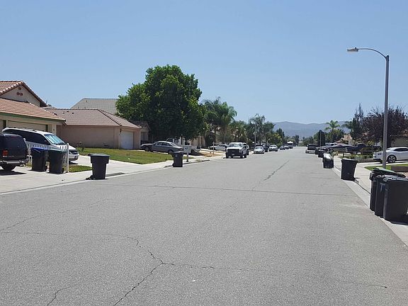 4th image of 820 Colorado Dr