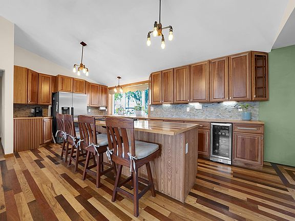 4th image of 46891 Roselane Dr