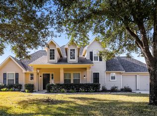 22207 Summer Breeze Ln, Tomball, TX 77375