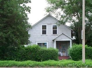 403 E 2nd St, Grand Island, NE 68801