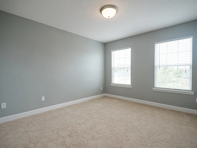 717 Highgrove Ct — Photo 55