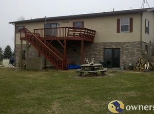 W1650 Woodland Rd, Rubicon, WI 53078