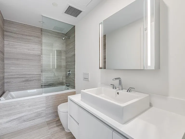 1480 Howe St #3608 — Photo 15