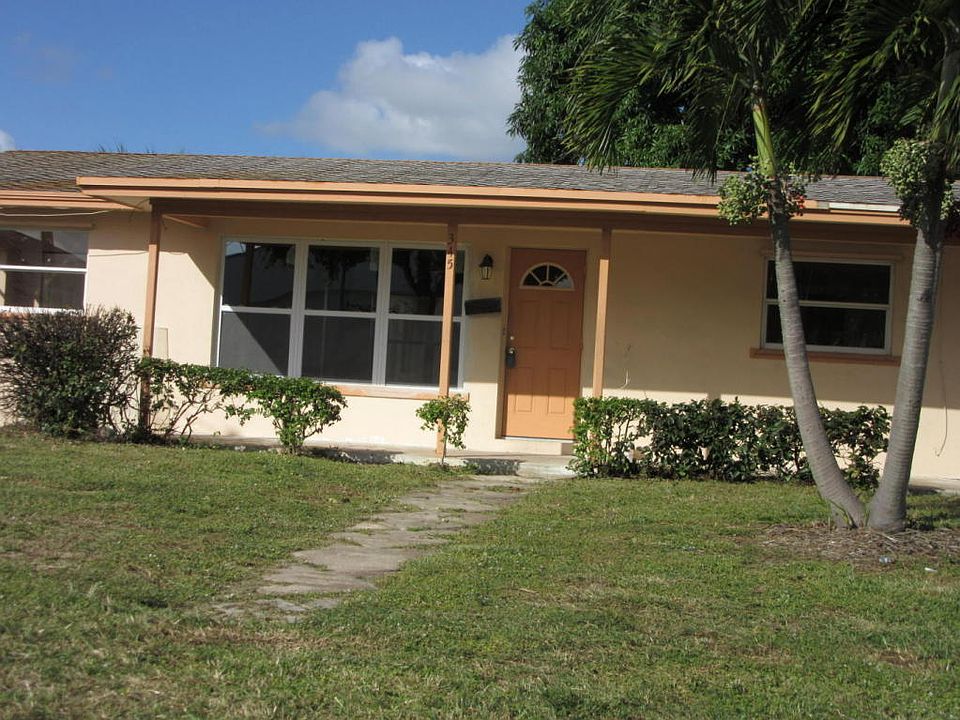 1st image of 345 NE 9th Ave