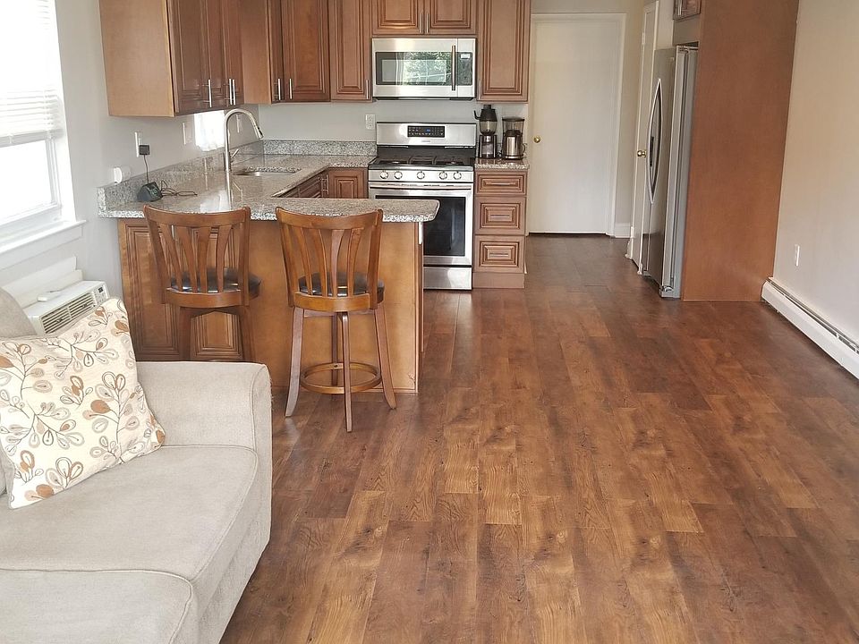 Living room / kitchen