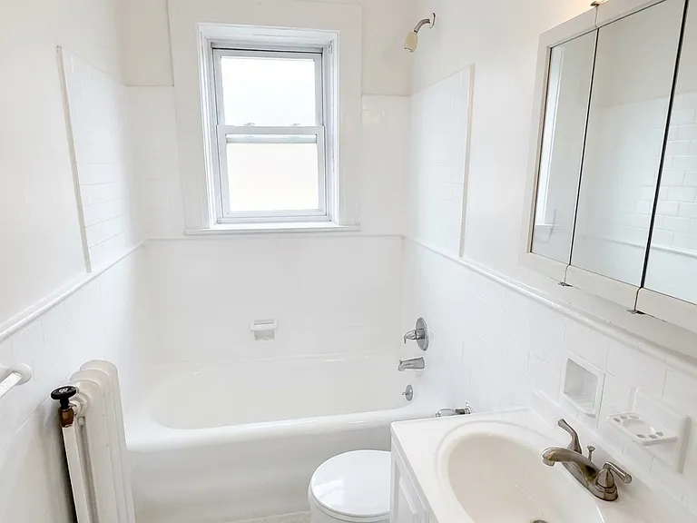 75 Grove St #N1 — Photo 3