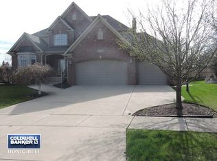3920 Bluejay Ln, Naperville, IL 60564