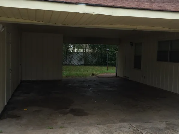 2509 Plantation Dr, Bossier City, LA 71111