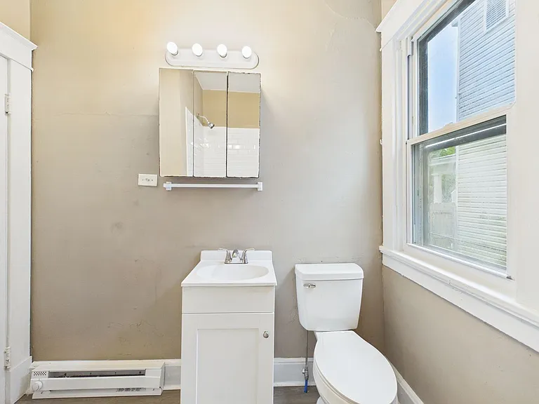 2412 Concord Ave — Photo 22
