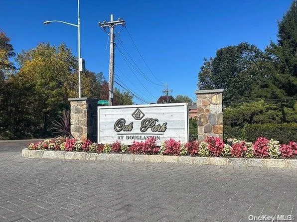 241-37 Oak Park Dr Drive #50-C, Douglaston, NY 11362