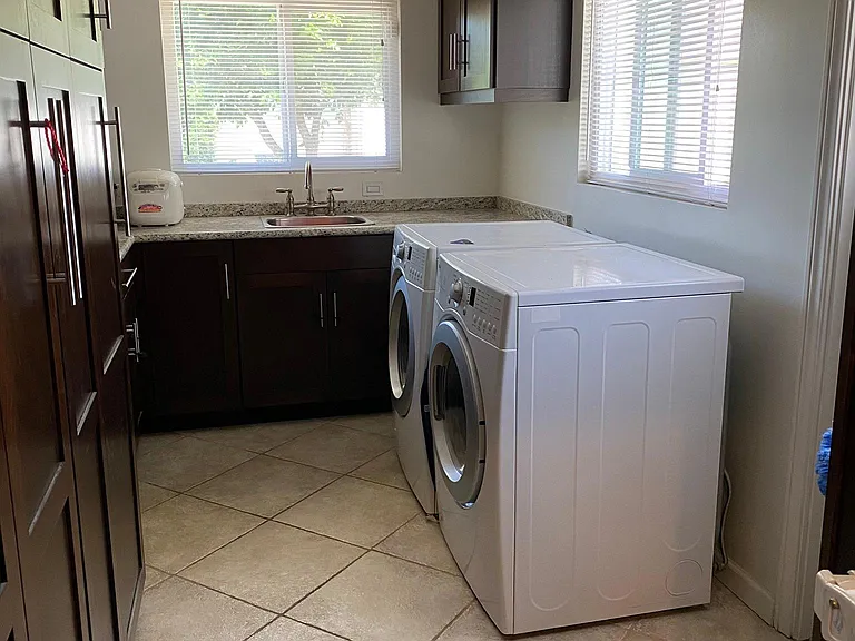 905 N Almansor St — Photo 18