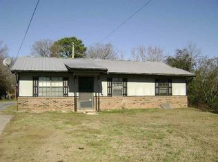 112 Gallman Ave, Calhoun, GA 30701