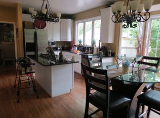 13911 Hydrangea Ct, Woodbridge, VA 22193