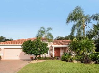 8877 Southern Orchard Rd N, Davie, FL 33328