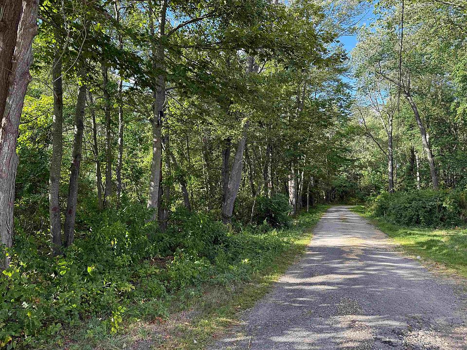 2nd image of 144 Rockingham Road