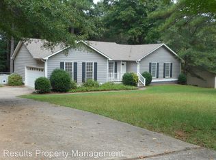 103 Huntcliff Ct, Lagrange, GA 30240