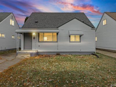 975 E Barrett Ave, Madison Heights, MI, 48071
