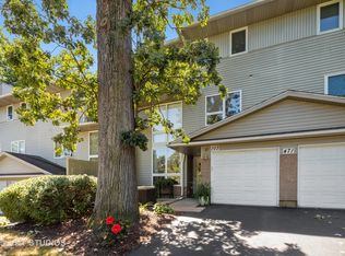 471 River Bend Rd UNIT 103, Naperville, IL 60540
