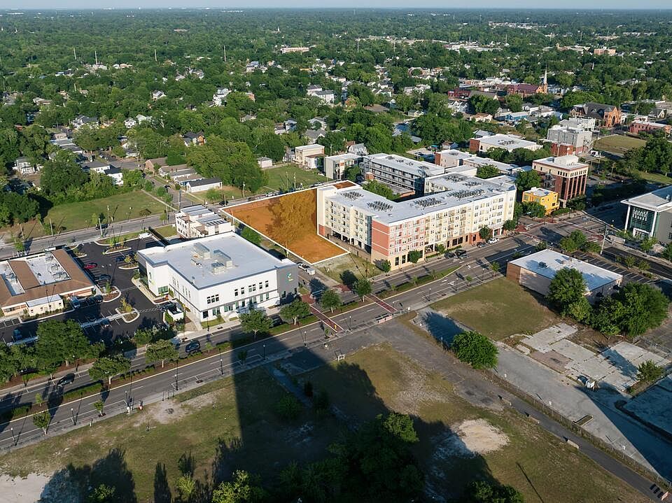 1st image of 817 N 4th Street