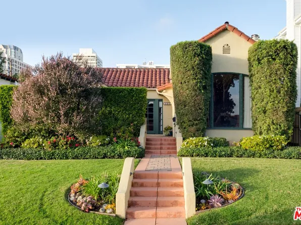10659 Rochester Ave, Los Angeles, CA 90024