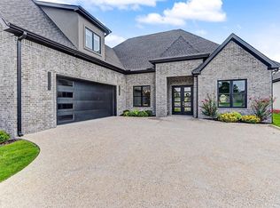 139 Arlington Park Dr, Hot Springs National Park, AR 71901
