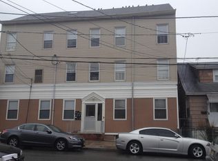 206 Liberty St APT 3C, Paterson, NJ 07522