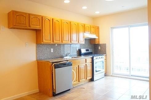 3rd image of 6963 75th St