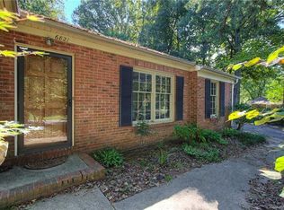 6821 Old Post Rd, Charlotte, NC 28212