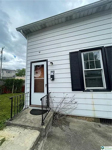 551 Sumner Ct Photo 1