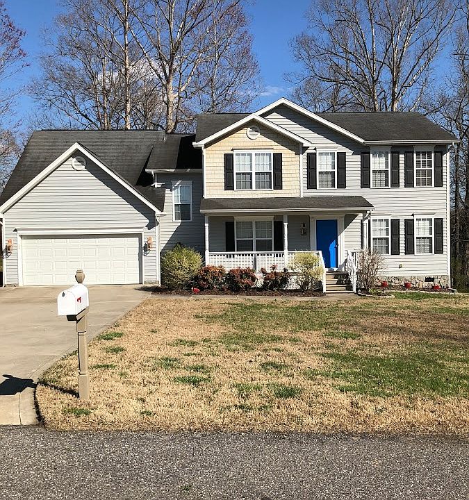 1st image of 105 Stockbridge Ln