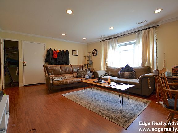4th image of 140 Newton St APT 3