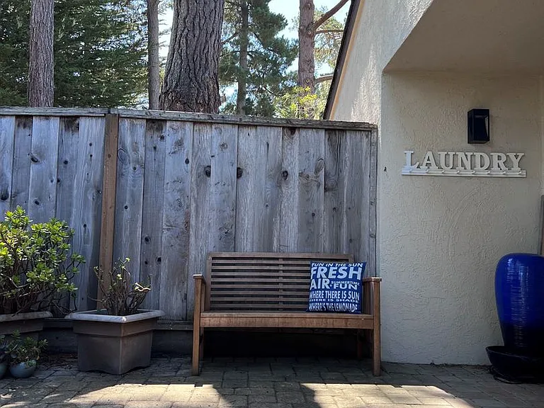 601 Acorn Ct — Photo 38