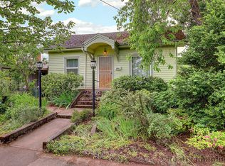 5416 SE Knight St UNIT A, Portland, OR 97206