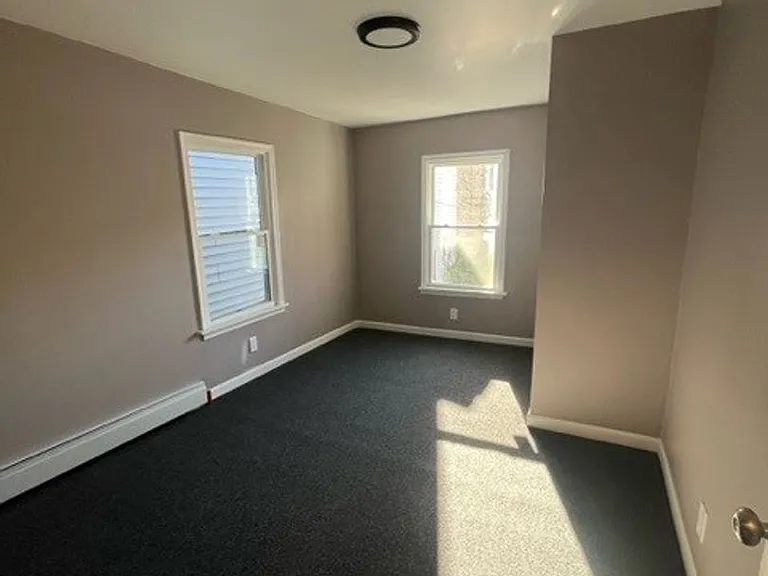 40 E Ridge St — Photo 7
