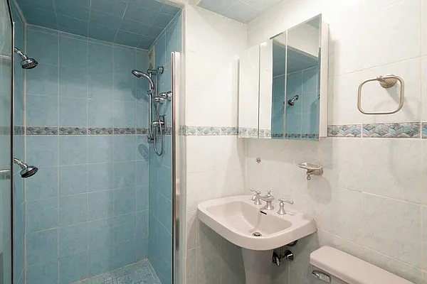 Sold by Town Residential | media 17