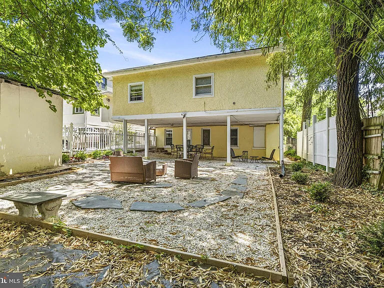 7126 Carroll Ave #4 — Photo 14