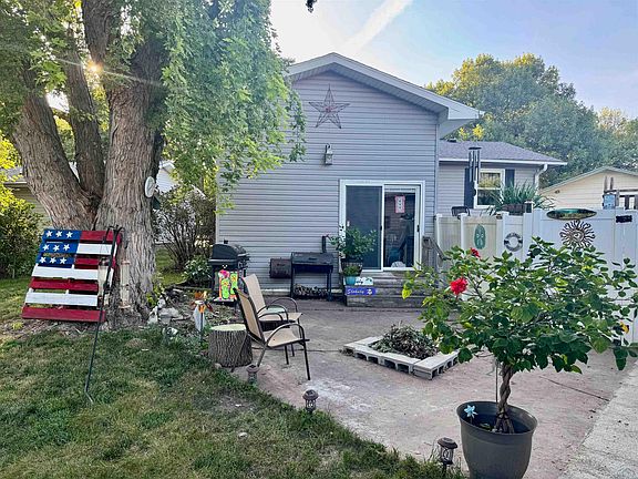 5th image of 2 Union Ct