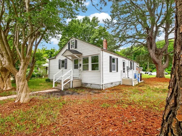 900 Partridge Ave, Chesapeake, VA 23324