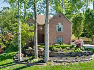 1212 Rain Tree Rd, Knoxville, TN 37923