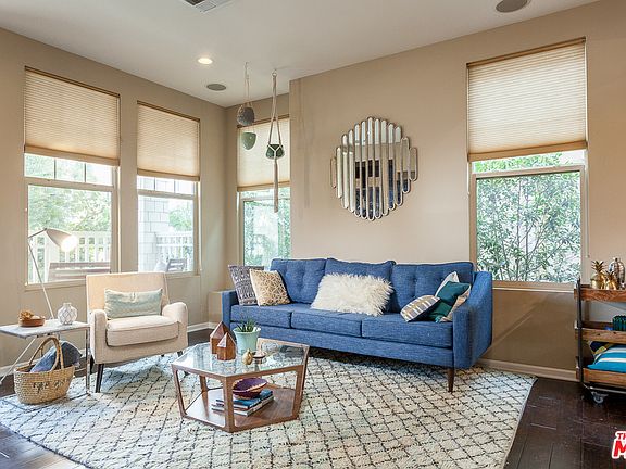 3rd image of 6509 W La Mirada Ave