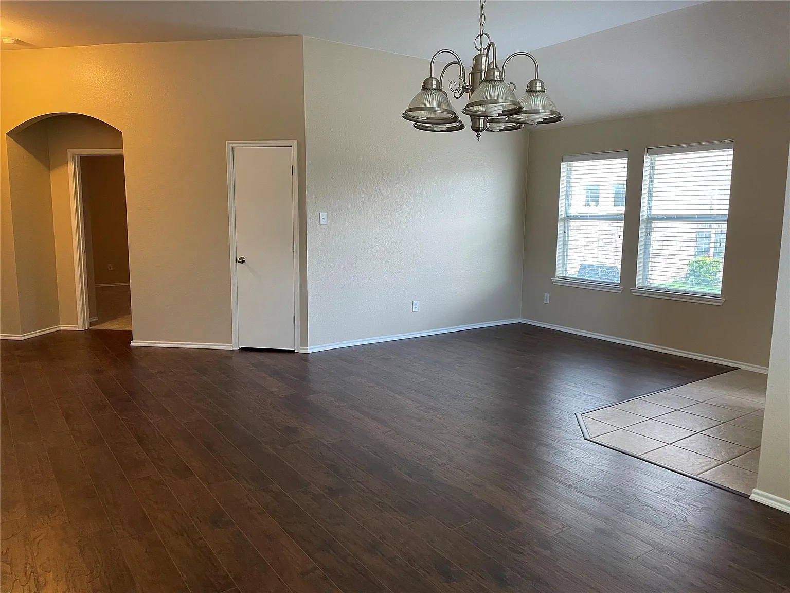 4 bed, 2125 sqft, $2,695 — Photo 3