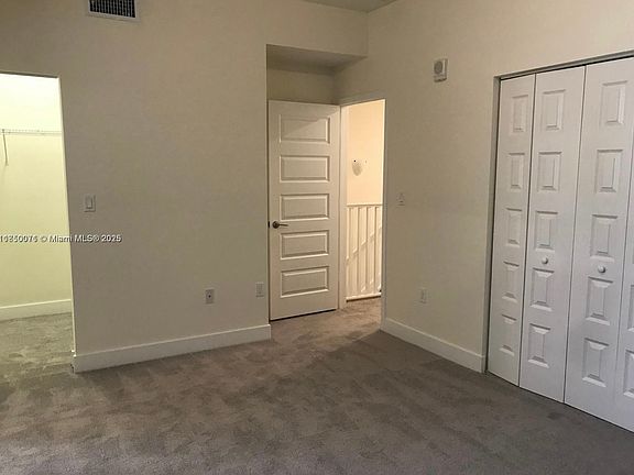 4th image of 10419 NW 82nd St #5-01