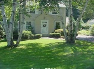 11 Belcrest Rd, West Hartford, CT 06107