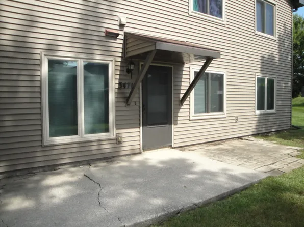 3471 Kingswood Pl, Waterloo, IA 50701